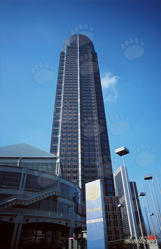 Frankfurt am Main - Trade Fair Tower: Symbol of Modernity in the Banking Metropolis