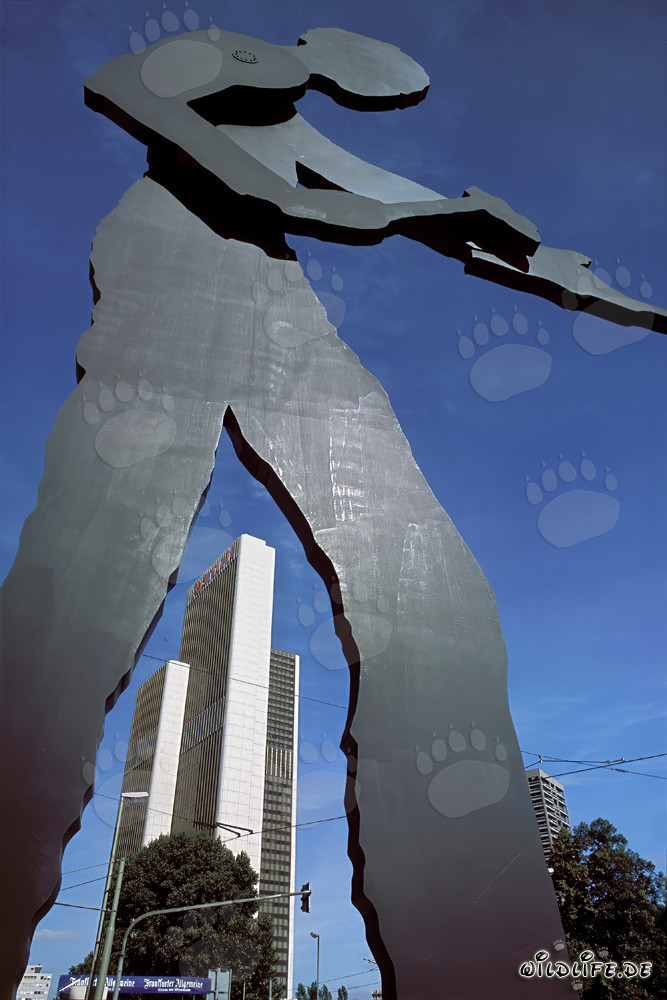 The Hammering Man in Front of the Trade Fair Tower in Frankfurt