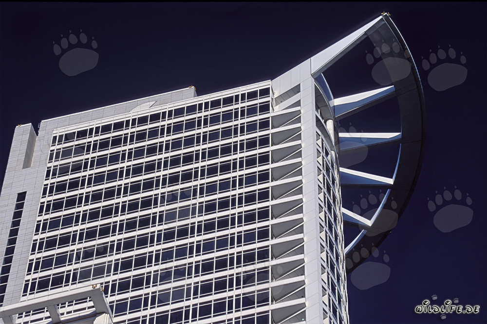 Gratte-ciel futuriste de la DZ-Bank à Francfort-sur-le-Main