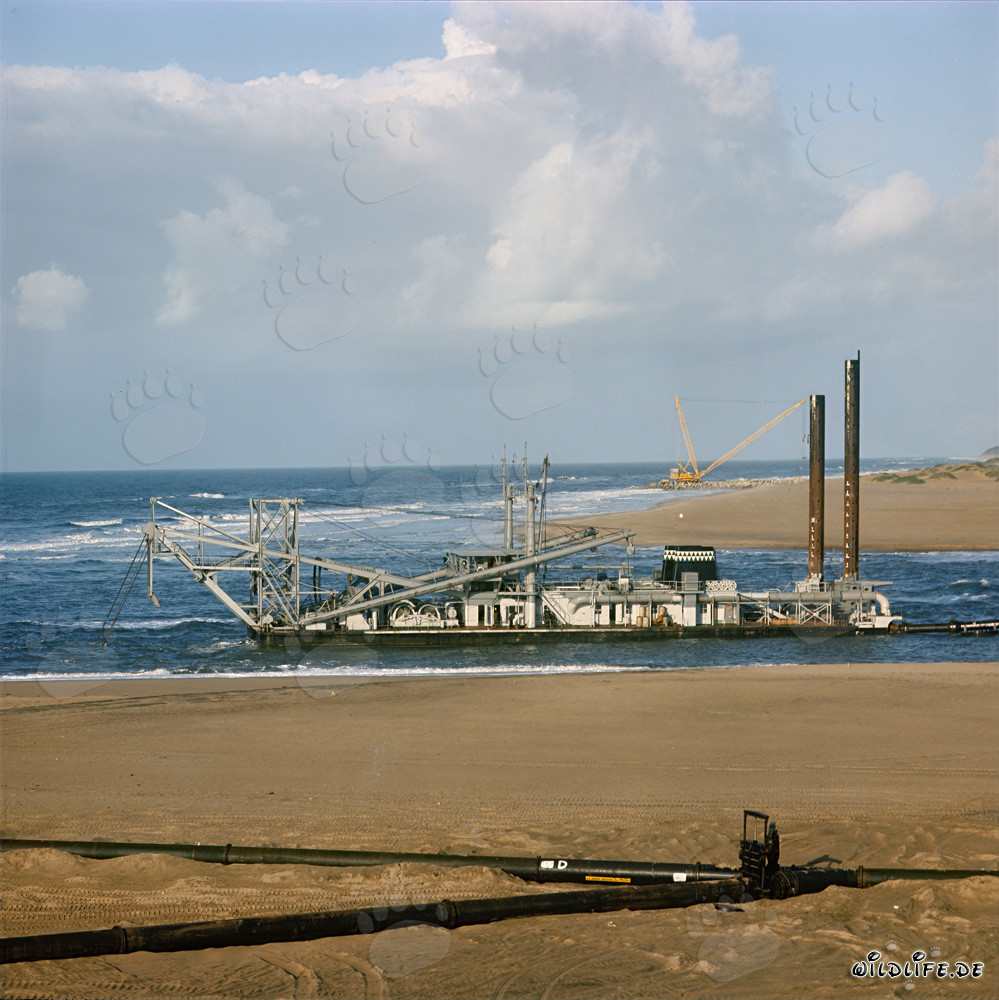 Drague suceuse à tête de coupe lors de l'extension du port de Richards Bay, Afrique du Sud