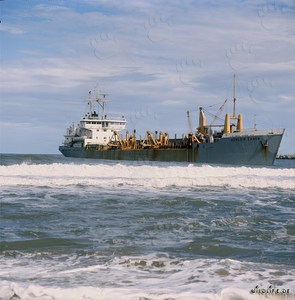 Trailing Suction Hopper Dredger HENDRIK ZANEN at Richards Bay Harbour, South Africa