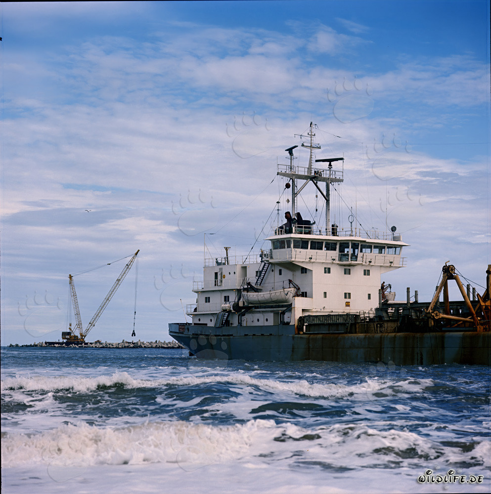 Trailing Suction Hopper Dredger HENDRIK ZANEN at Work in Richards Bay Harbour, South Africa
