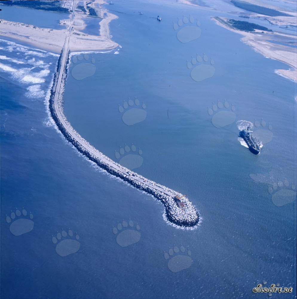 Rompeolas sur de Richards Bay - Protección contra enormes olas de mar de fondo
