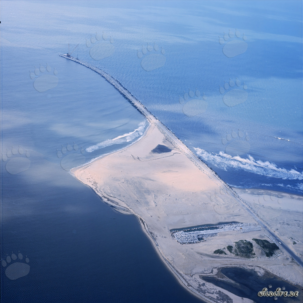 Südlicher Wellenbrecher Richards Bay, Schutz vor den enormen Dünungswellen an der Ostküste Südafrikas