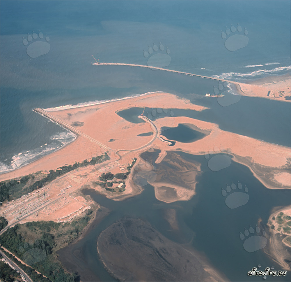 Vue aérienne de l'expansion du port de Richards Bay, Afrique du Sud