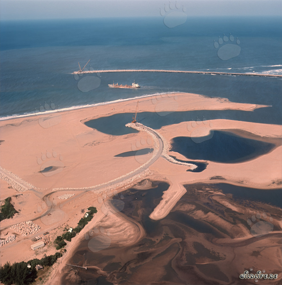 Vue aérienne de l'extension du port de Richards Bay, Natal, Afrique du Sud